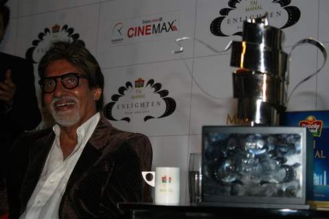 Amitabh Bachchan recieves Taj Tareef Award at Cinemax Mumbai