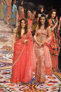 Mughda Godse walks on the Ramp for Pria Kataria Show at Lakme Fashion Week 2010