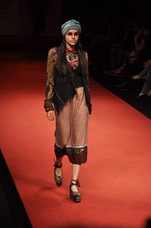 Models walk on the ramp for Sabyasachi Mukherjee at Lakme Fashion Week 2010