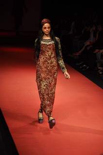 Model walk on the ramp for Sabyasachi Mukherjee at Lakme Fashion Week 2010