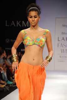 Model walk on the ramp for Shyamal Bhumika at Lakme Fashion Week 2010