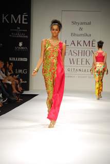 Model walk on the ramp for Shyamal Bhumika at Lakme Fashion Week 2010