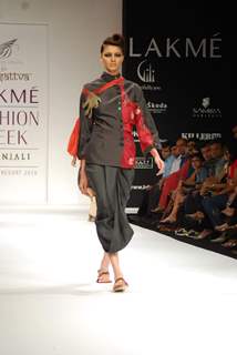 Model walks on the ramp for designer Digvijay Singh at Lakme Fashion Week 2010