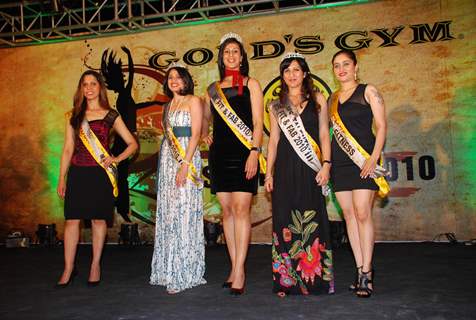 Contestants at Gold''s Gym Miss Fit ''n Fab Contest 2010