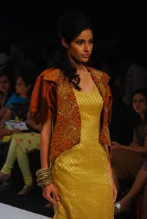 Model walks on the ramp for designer Debarun at Lakme Fashion Week 2010