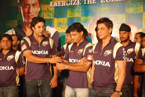 SRK ties up with XXX energy drink for Kolkatta Knight Riders and jersey launch