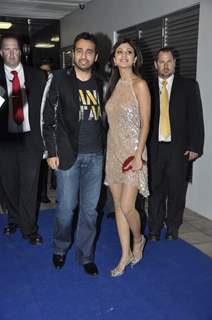 Shilpa Shetty with Raj Kundra at her ''Royalty'' restaurant opening, Bandra