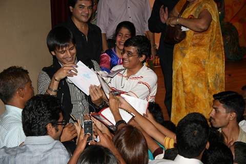 Vivek Oberoi at Vallabdas Dagra Indian Society children event, Bandra