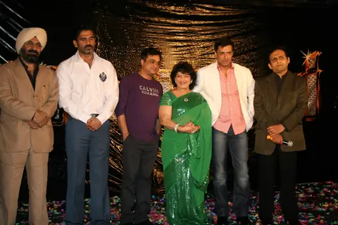 &quot;Abmeribaari&quot;- India''s 1st integrated system of identifying & evaluating talent inaugurated by Madhur Bhandarkar in presence of Sunil Shetty and Saroj Khan