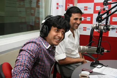 Riteish Deshmukh and Akshay Kumar at Housefull music launch at Big FM