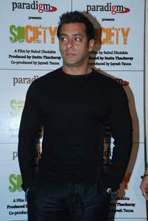 Salman Khan at Smita Thackeray''s Film Mahurat Society at Four Bungalows