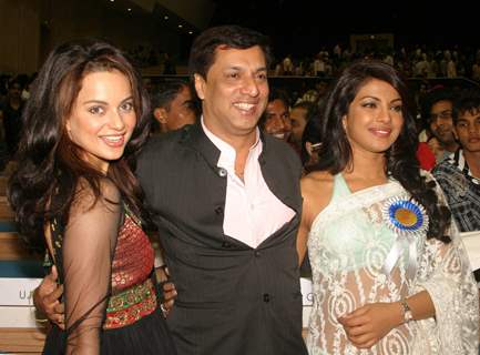 Bollywood actress Kangna Ranaut and Priyanka Chopra with director Madhur Bhandarkar at the ''''56 National Film Awards'''', in New Delhi on Friday