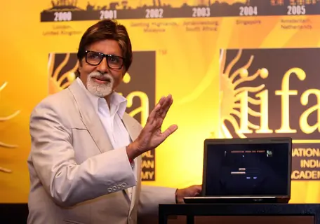 Bollywood actor Amitabh Bachchan inaugurates the IIFA Voting Weekend 2010 at JW Marriott in Juhu