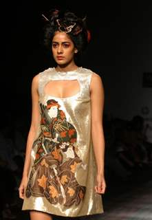 A Model showcasing designer Nandita Basu''s creation at the Wills Lifestyle India Fashion Week-2010, in New Delhi