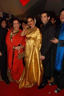 Rekha, Shatrughan Sinha, Poonam Sinha and Luv Sinha at Saadiyan film premiere