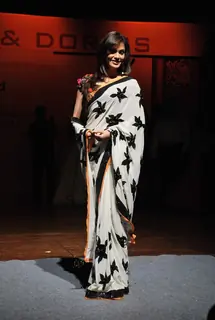 Isha Koppikar walk the ramp for Bharat n Dorris on day 2 in St Andreews Auditorium