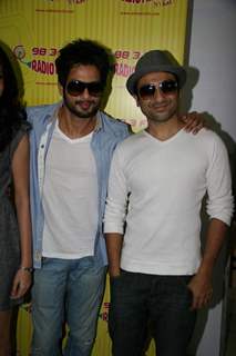 Shahid Kapoor and Vir Das promote ''Badmaash Company'' on Radio Mirchi at Lower Parel