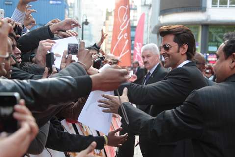 Hrithik Roshan greets fans at Odeon Westend in London