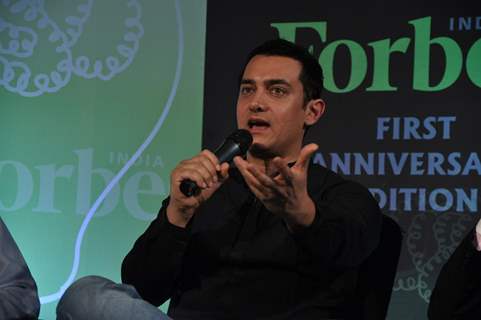 Aamir Khan unveils Forbes India 1st anniversary special magazine at Landmark, Mumbai