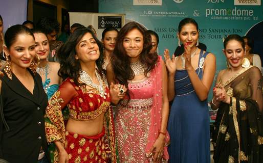 Fashion designer Sanjana Jon with singer Shibani Kashyap and models at the opening of of her exclusive store in New Delhi on Saturday