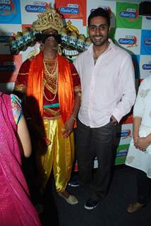 Abhishek at Radio City to promote Raavan