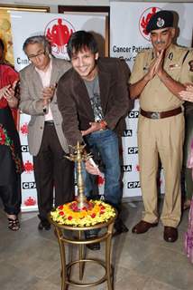 Vivek Oberoi at CPAA Art Exhibition at Cymroza