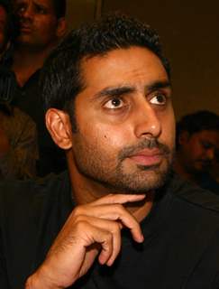 Abhishek Bachchan strikes a pose while promoting his film &quot;Raavan&quot; in Ambience Mall, Gurgaon Sunday