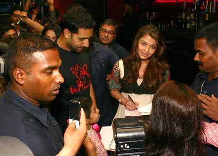 Abhishek Bachchan and Aishwarya Rai Bachchan while promoting their film &quot;Raavan&quot; in Ambience Mall, Gurgaon Sunday