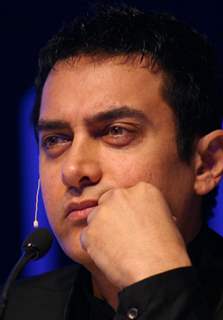 Aamir Khan at the launch of Samsung''s mobiles in New Delhi