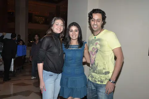 Sunidhi and Salim Merchant at Michael Learns To Rock bash at Enigma