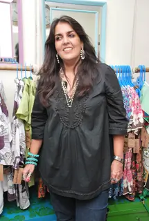 Guest at Ayesha Kumar''s store launch at Colaba