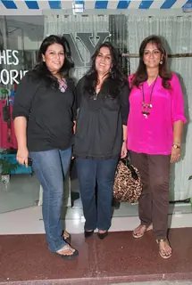 Guest at Ayesha Kumar''s store launch at Colaba