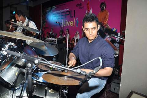 Aamir Khan at Peepli Live music launch