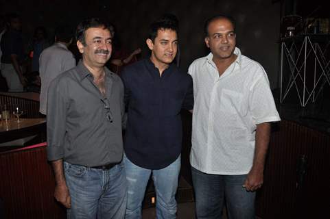 Ashutosh Gowariker,Rajkumar Hirani and Aamir Khan at Peepli Live music launch