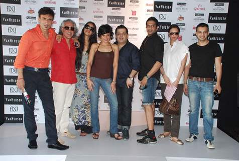 Mandira Bedi at Van Heusen Men''s Fashion Week model auditions at Vie Lounge