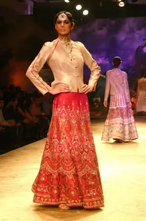 A Model showcasing a creation by designer J J Valaya at the Delhi Couture Week 2010, in New Delhi on Friday