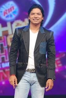 Shaan on Chak Dhoom Dhoom finale