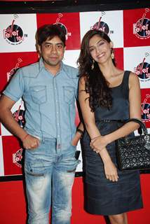 Sonam Kapoor with Aisha team with RJ Anurag Pandey of Fever FM at Andheri