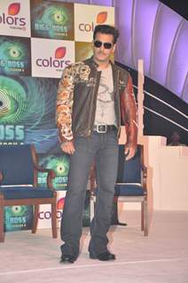 Salman Khan Bigg Boss Season4 press meet at taj land's end