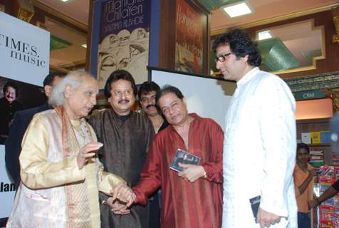 Pankaj Udhas Shaayar Album Launch at Landmark