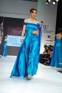 Model on the ramp at Eekani show at the India International Jewellery Week on Day 2