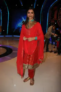 Deepika Padukone on the sets of Chote Ustad at Mehboob Studio