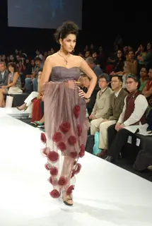 Model on the ramp at Rorily Paul show at the India International Jewellery Week on Day 3