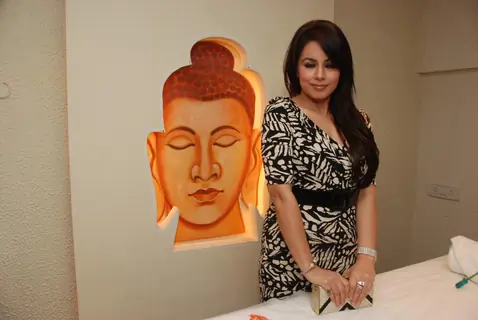 Mahima at Essence Salon spa launch at Lokandwala