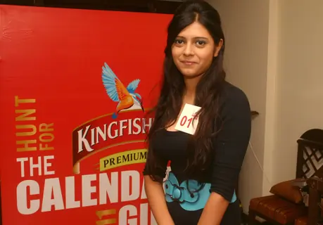 A model Getting ready for Delhi audition for the Kingfisher Calendar Girl 2011 and for the exciting reality show on NDTV Good Times