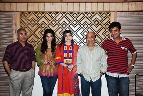 Raveena and Alka Yagnik at Agni film song recording at Santacruz