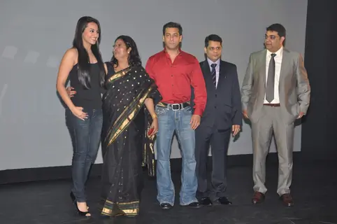 Sonakshi Sinha and Salman Khan at Fridaymoviezcom website launch at JW Marriott, Juhu in Mumbai on Friday Night