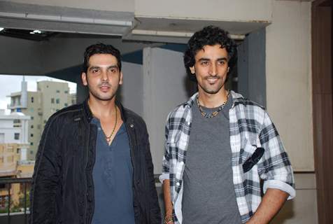 Zayed Khan and Kunal Kapoor as judges for Jamnabai Schools Cascade Inter-School competition at Juhu