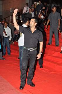 Salman Khan at Dabangg premiere at Cinemax