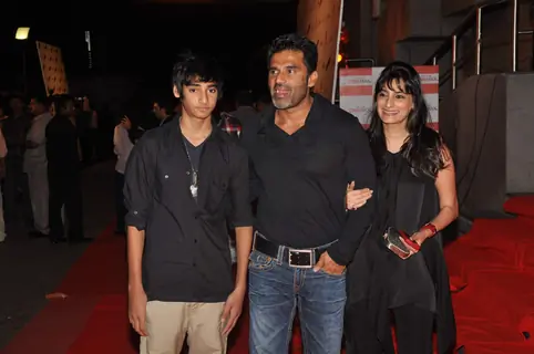 Sunil Shetty at Dabangg premiere at Cinemax